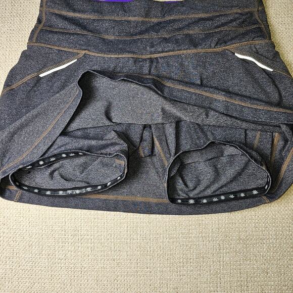 Athleta Heathered Gray Athletic Skorts Size Small - Picture 3 of 9